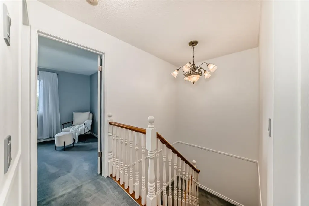 224 Erin Dale Place SE