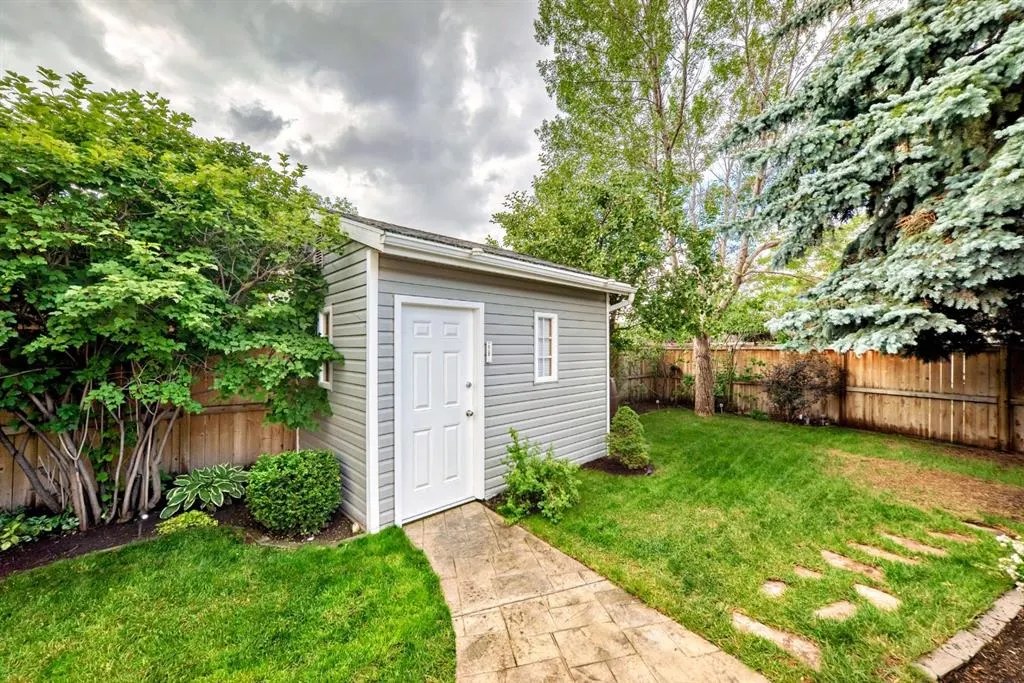 224 Erin Dale Place SE