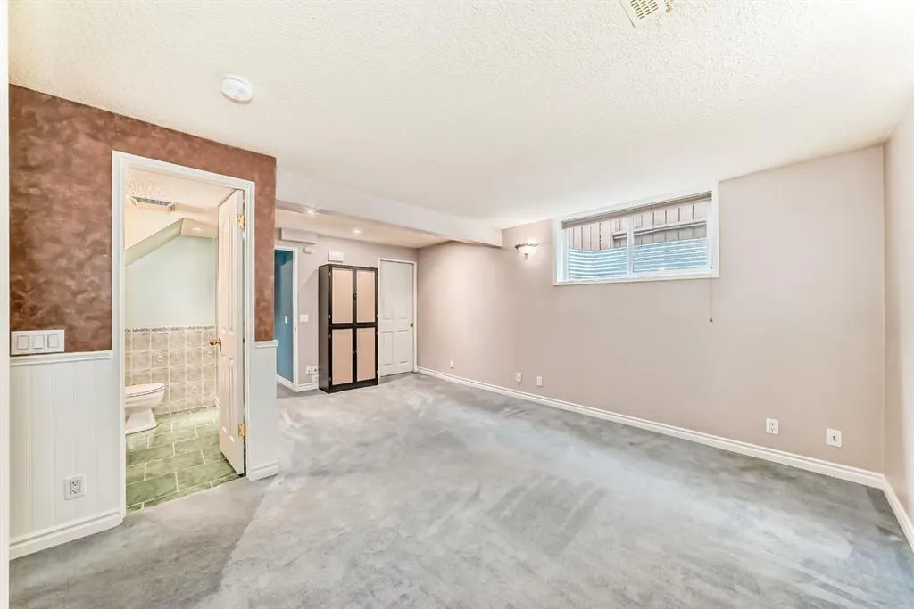 224 Erin Dale Place SE