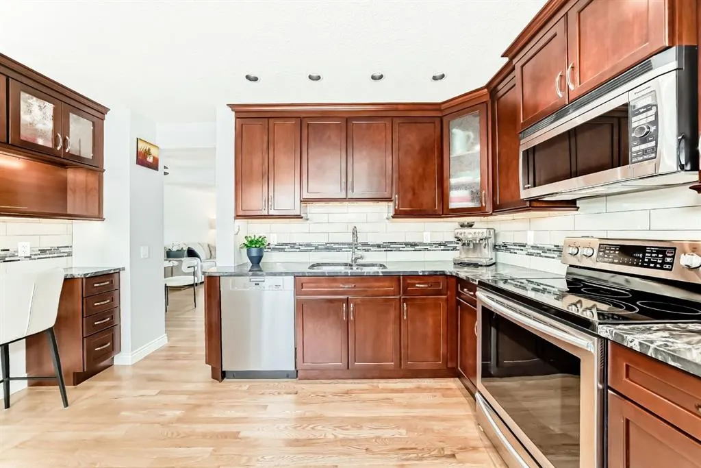 224 Erin Dale Place SE