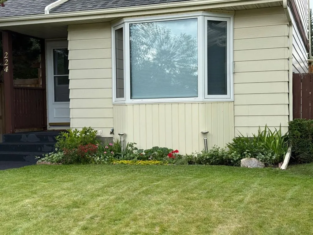 224 Erin Dale Place SE