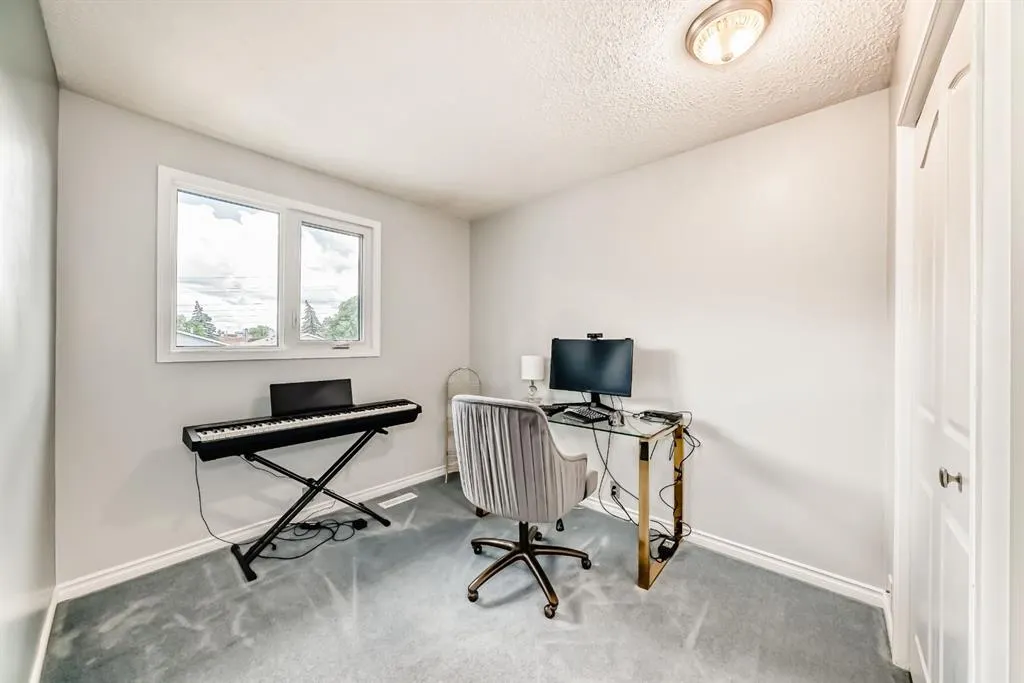 224 Erin Dale Place SE
