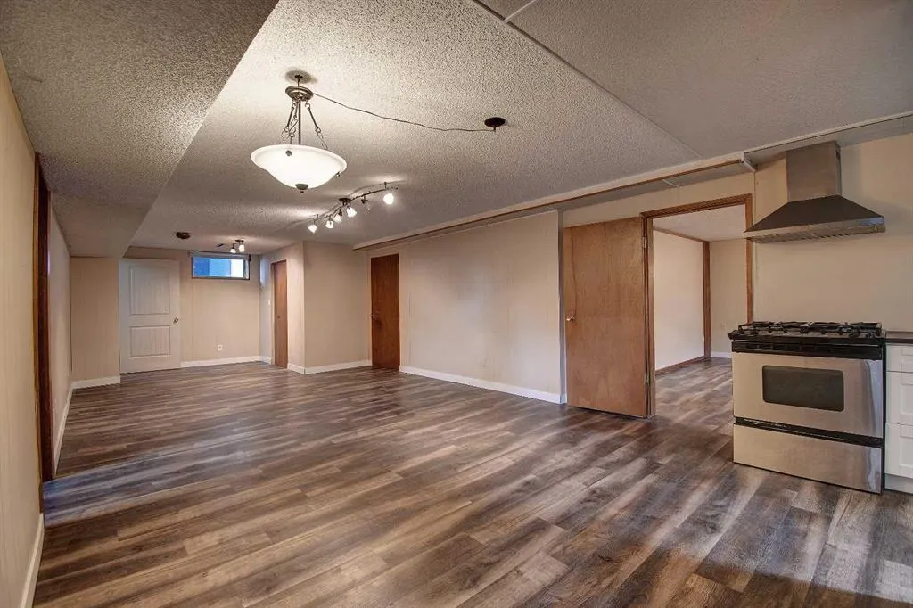 12153 Township Road 284
