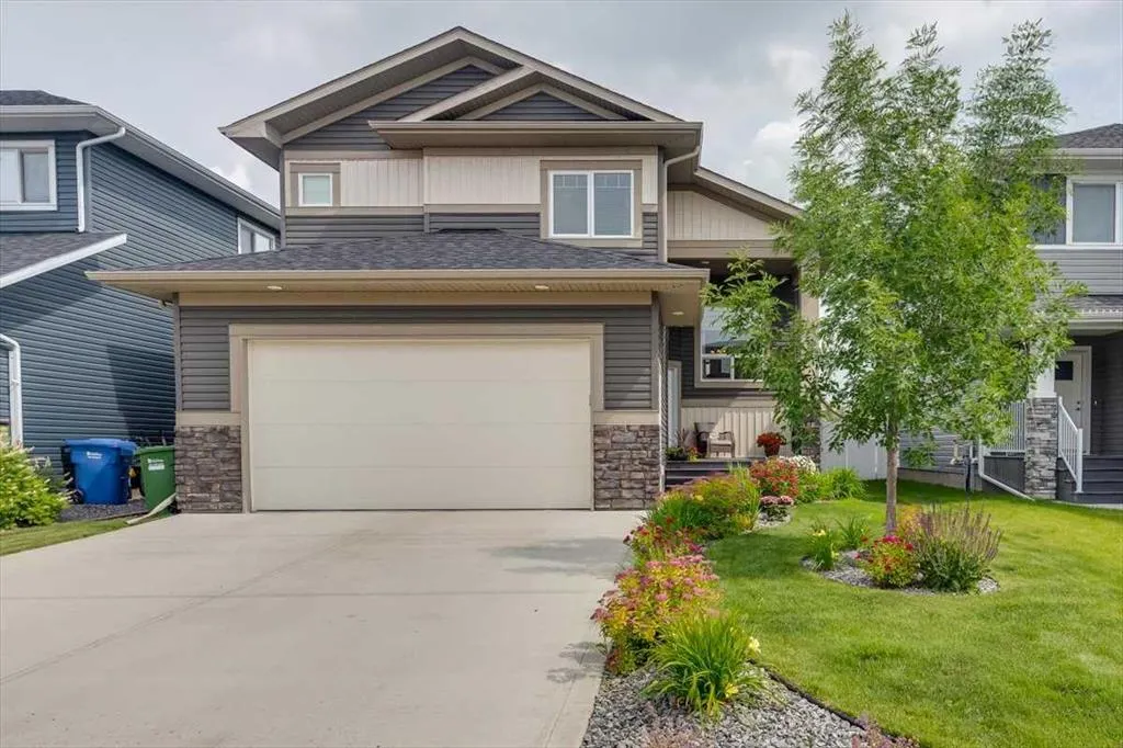 73 Longmire Close