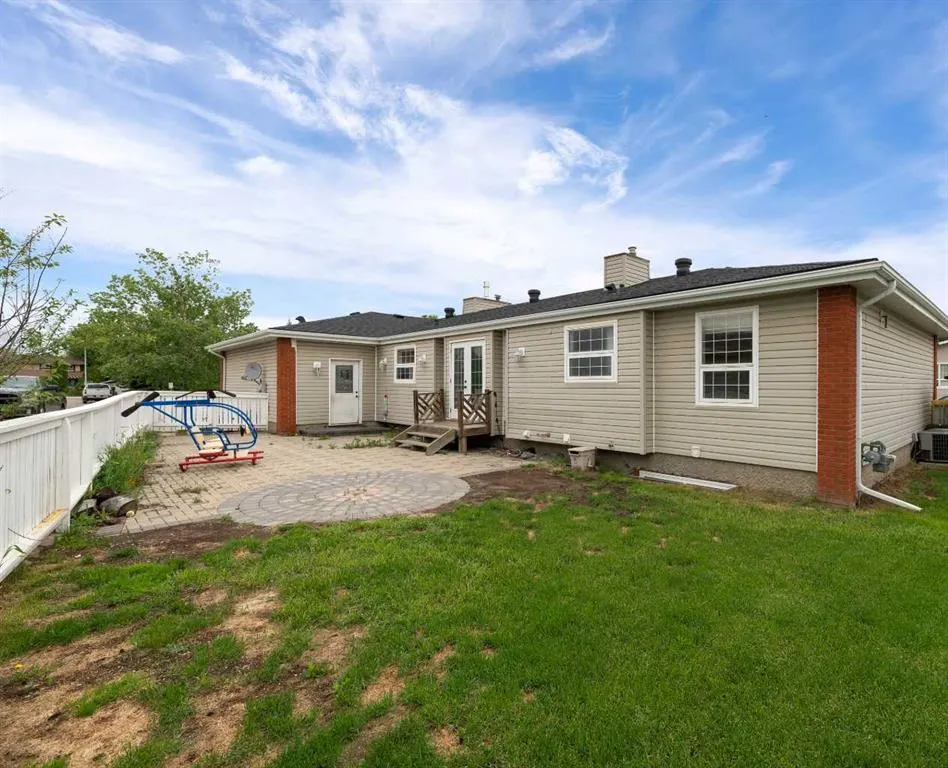 129 Caldwell Crescent