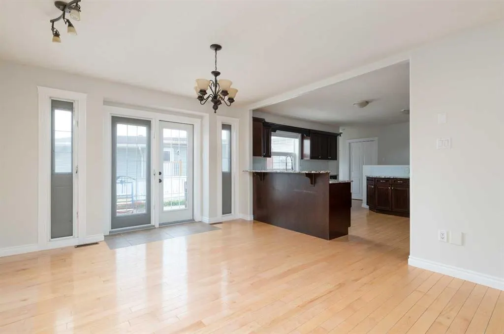129 Caldwell Crescent