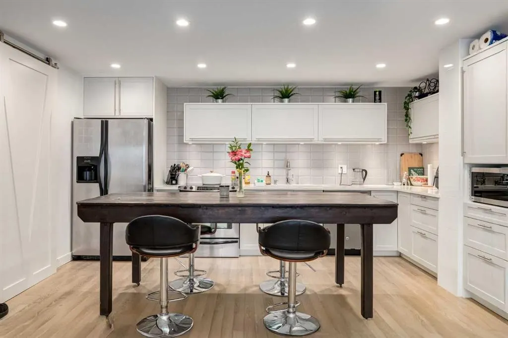 1222 13 Avenue SW, #205