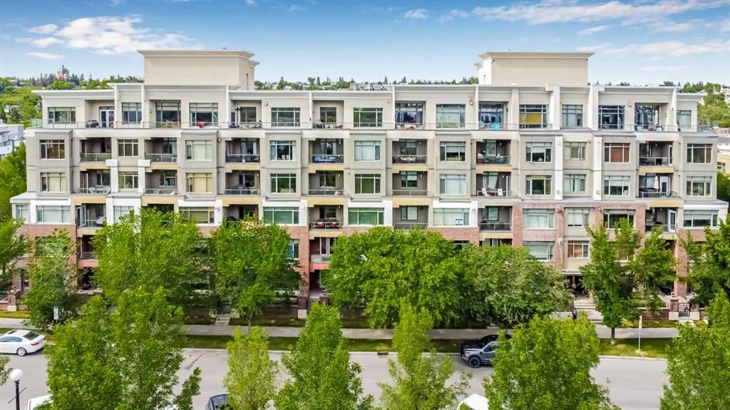 930 Centre Avenue NE, #422