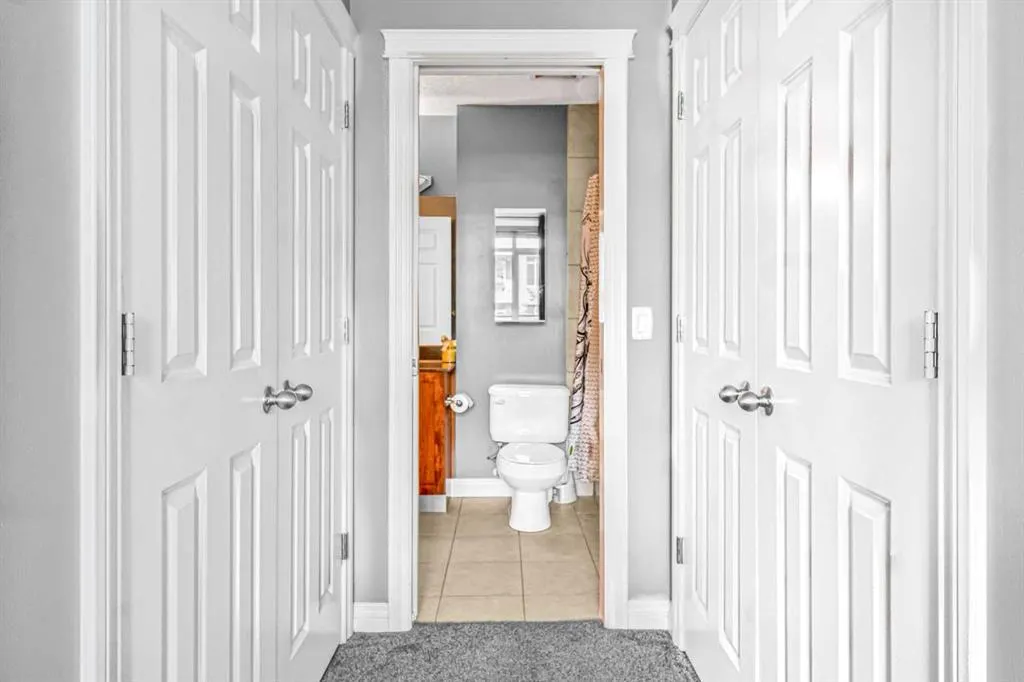 930 Centre Avenue NE, #422