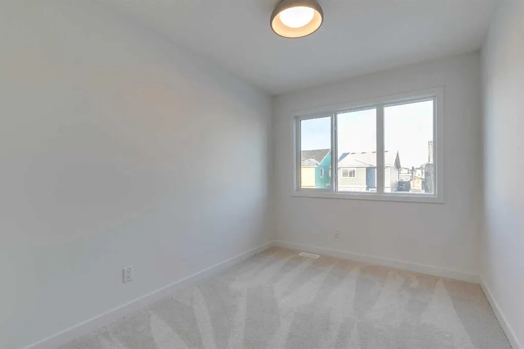 62 Agate Road