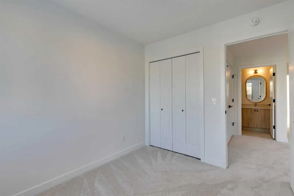 62 Agate Road