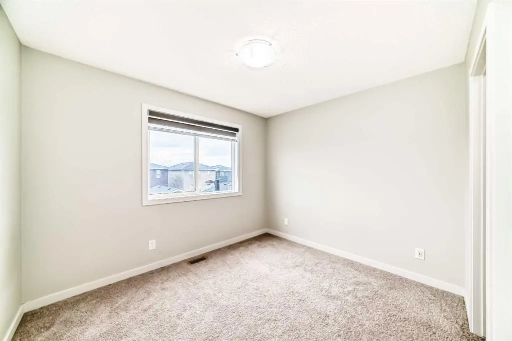 32 Red Embers Parade NE, #720