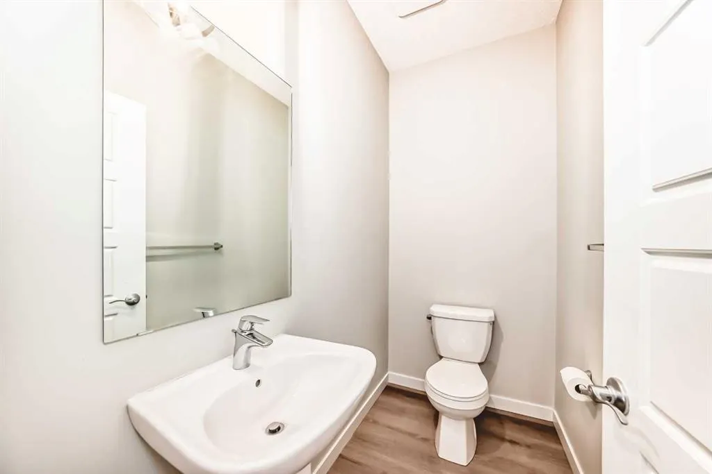 32 Red Embers Parade NE, #720