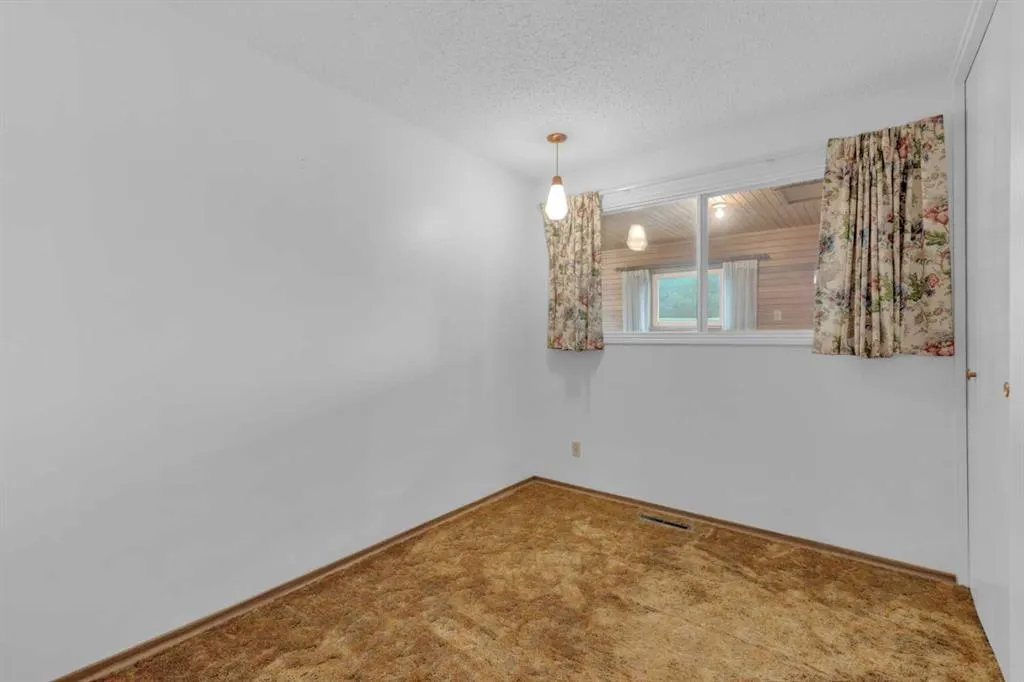 6 Fir Street