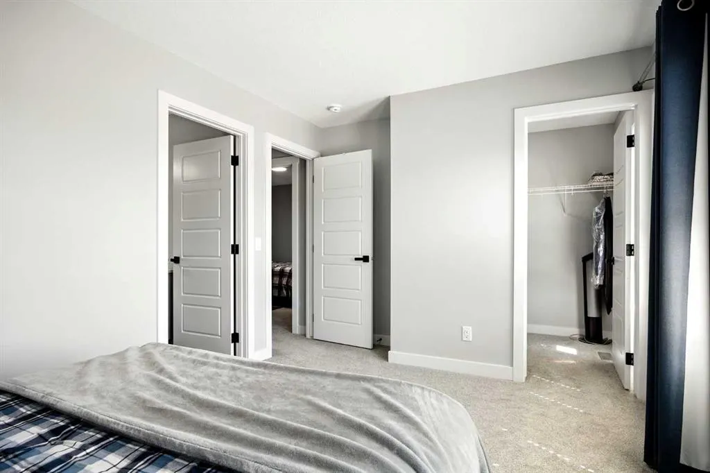 97 Amblehurst Gardens NW
