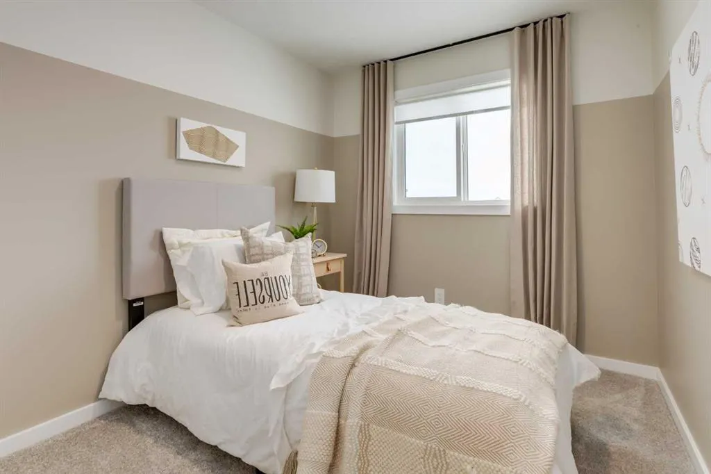 74 Sora Gardens SE