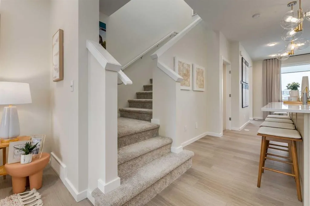 74 Sora Gardens SE