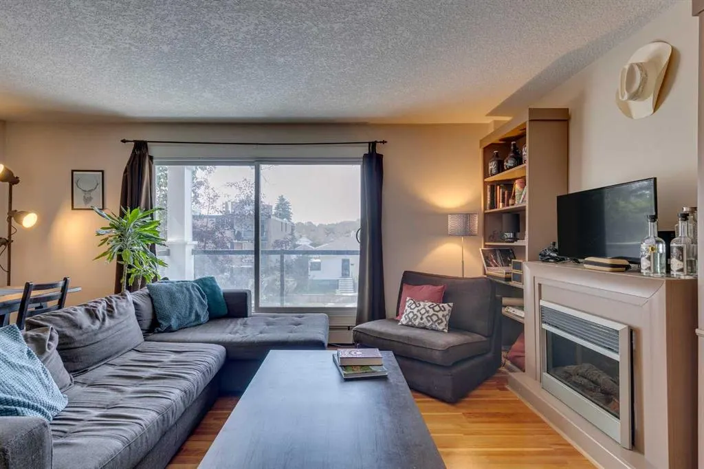 927 2 Avenue NW, #301