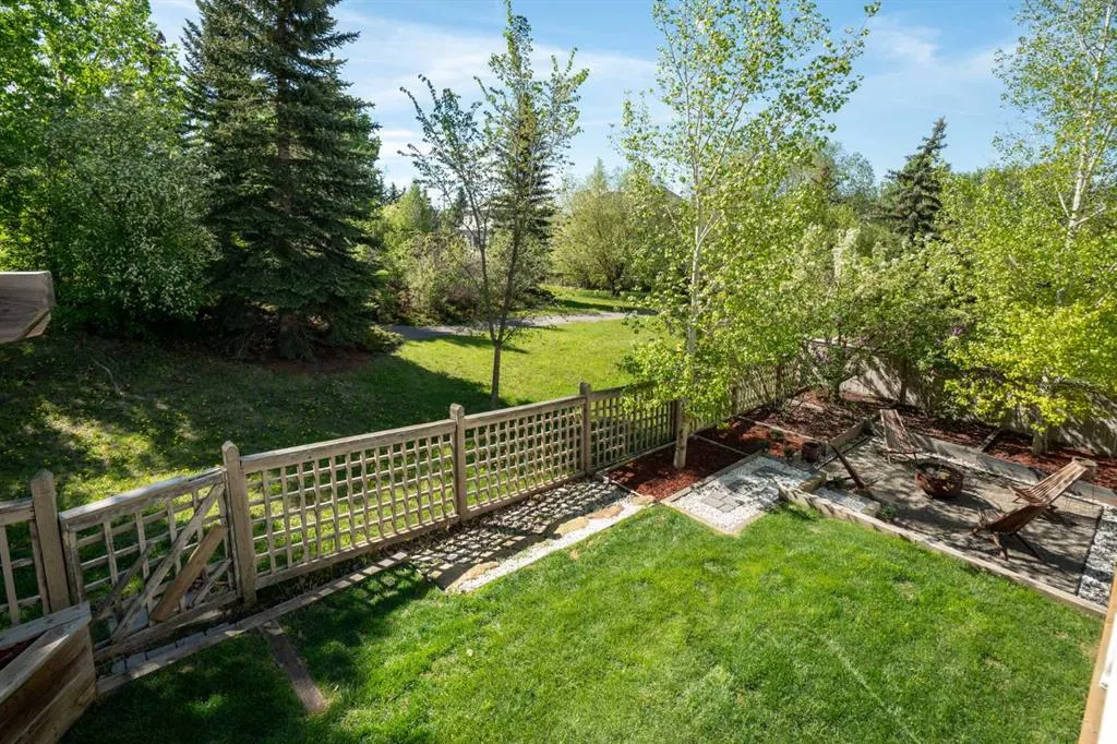 335 Sierra Madre Court SW