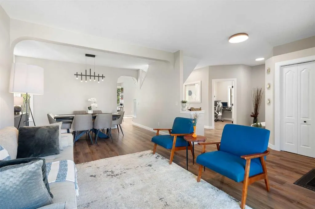 335 Sierra Madre Court SW
