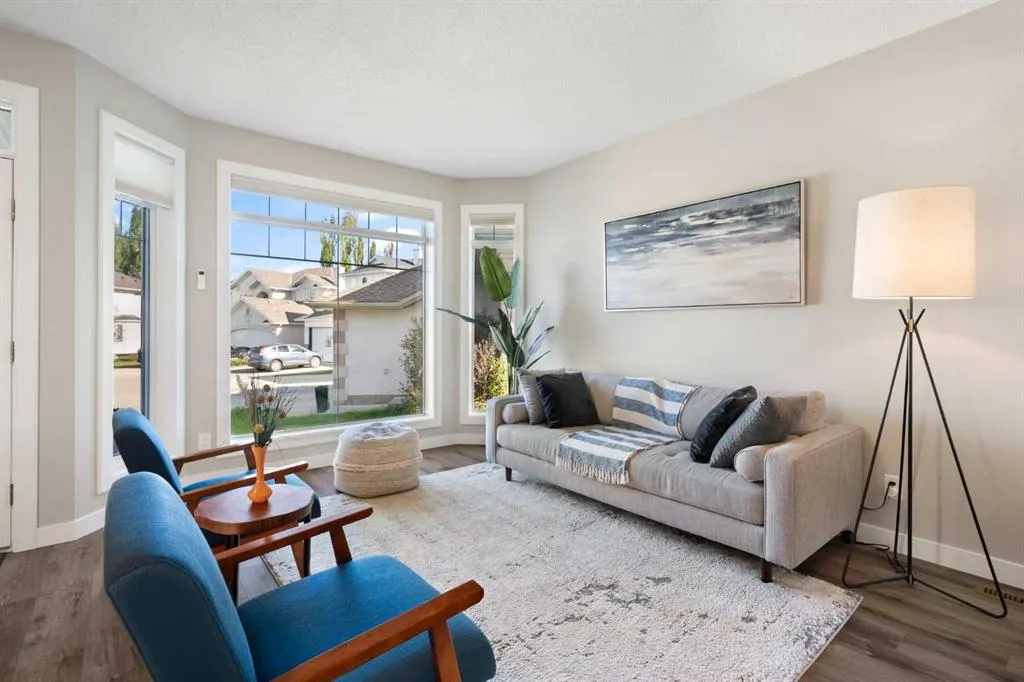 335 Sierra Madre Court SW
