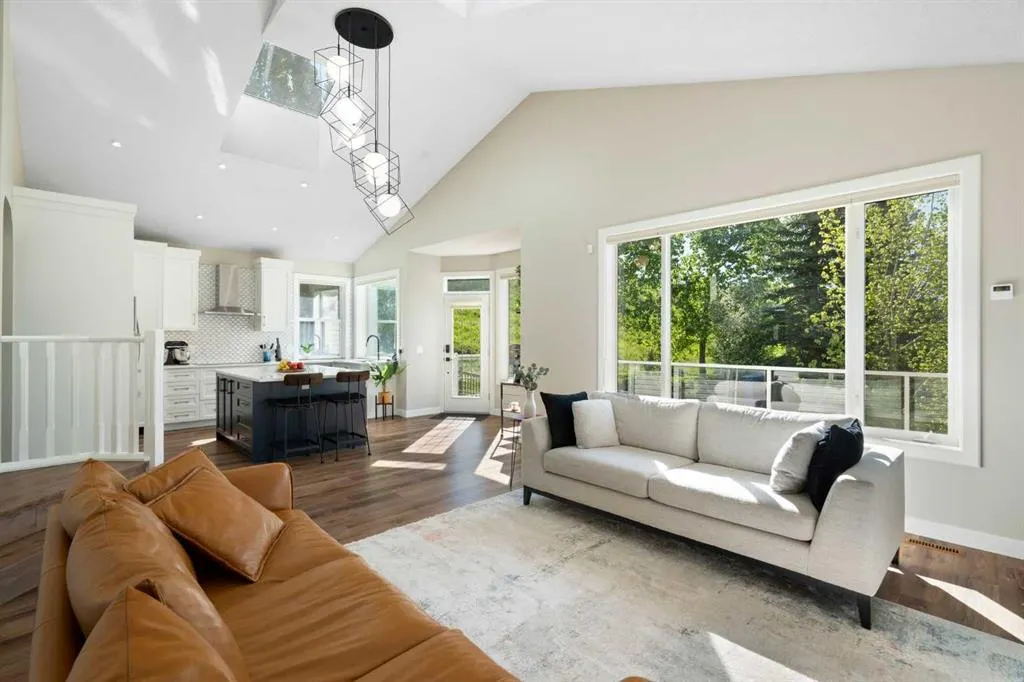 335 Sierra Madre Court SW