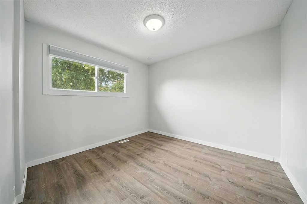15 Stanton Street, #13