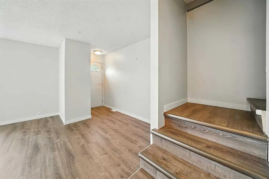 15 Stanton Street, #13