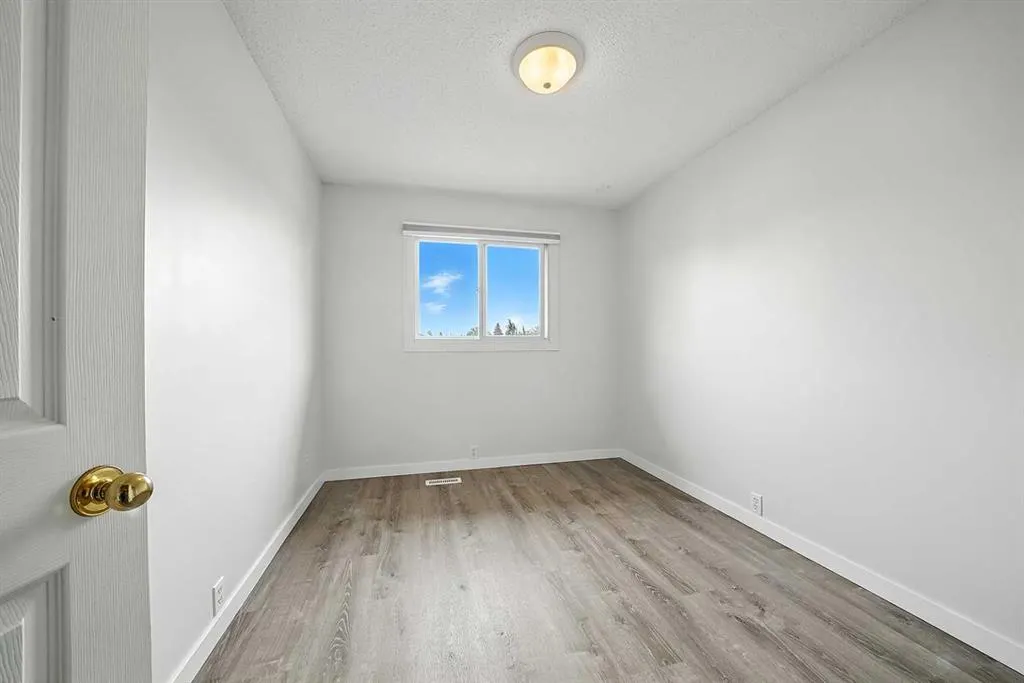 15 Stanton Street, #13