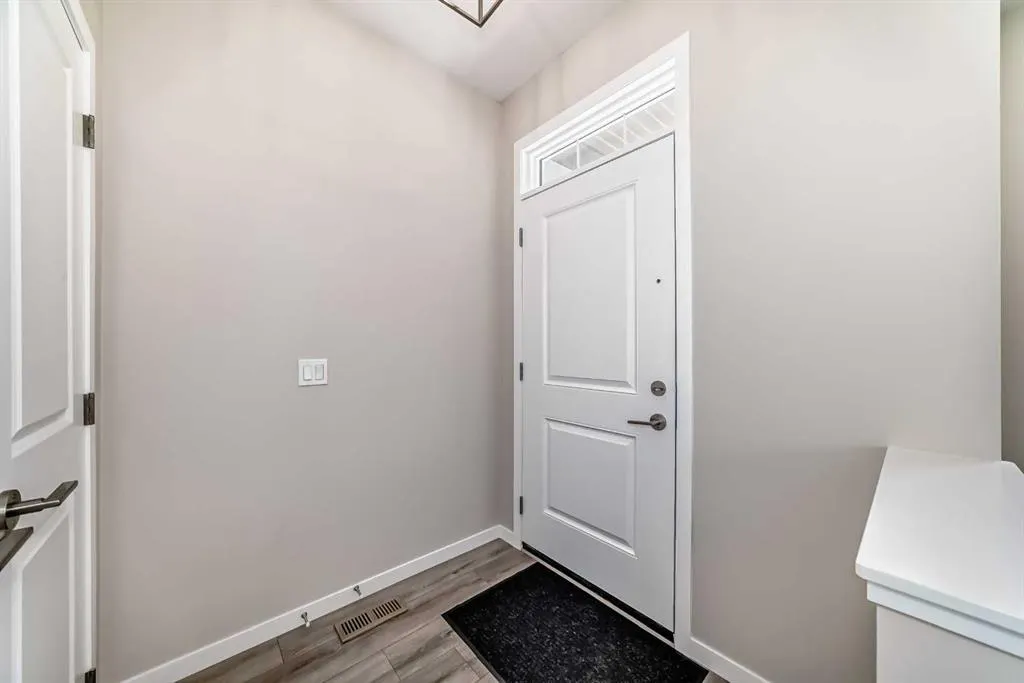 338 Ellen Park