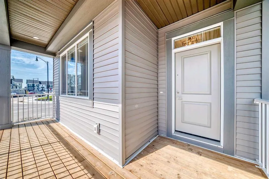 338 Ellen Park