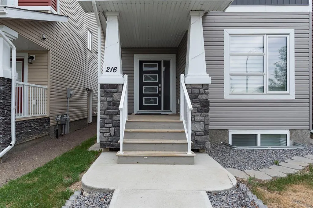 216 Comeau Crescent