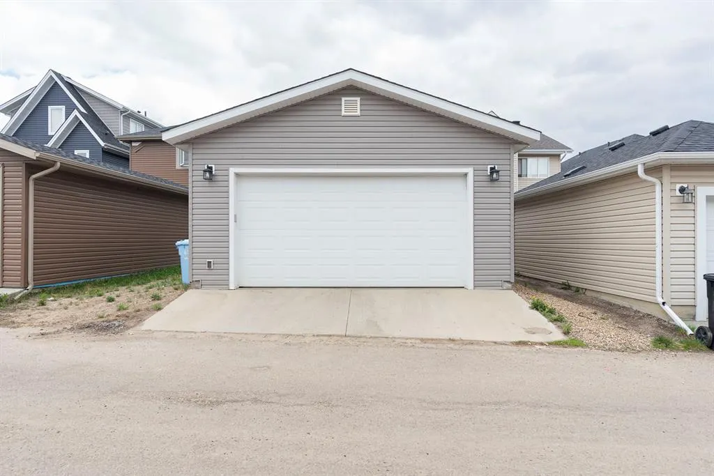 216 Comeau Crescent