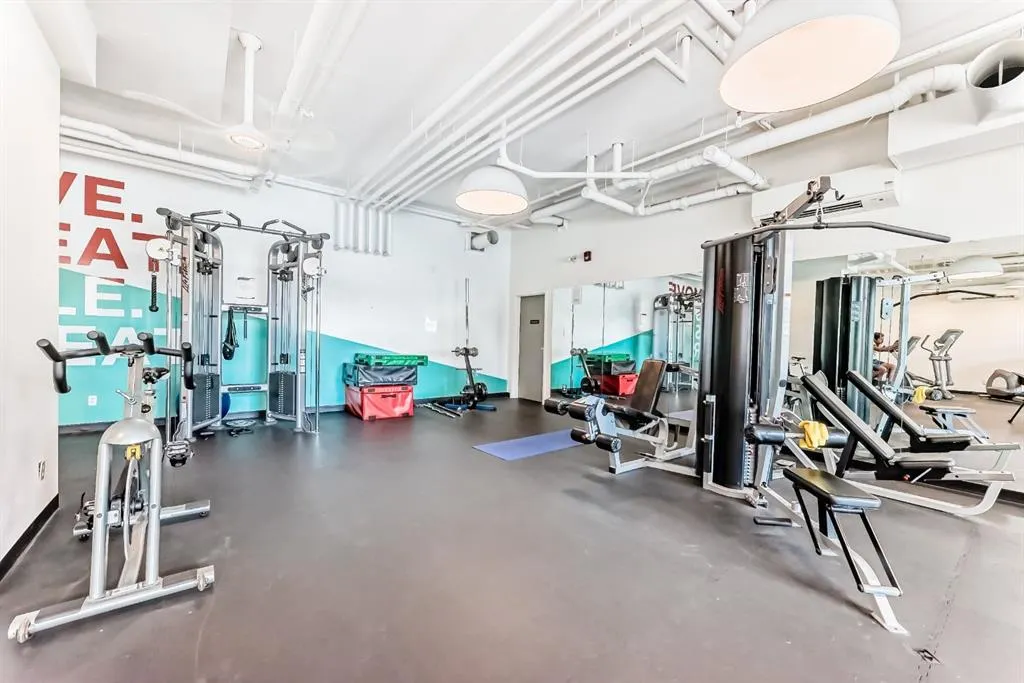 20 Mahogany Mews SE, #410