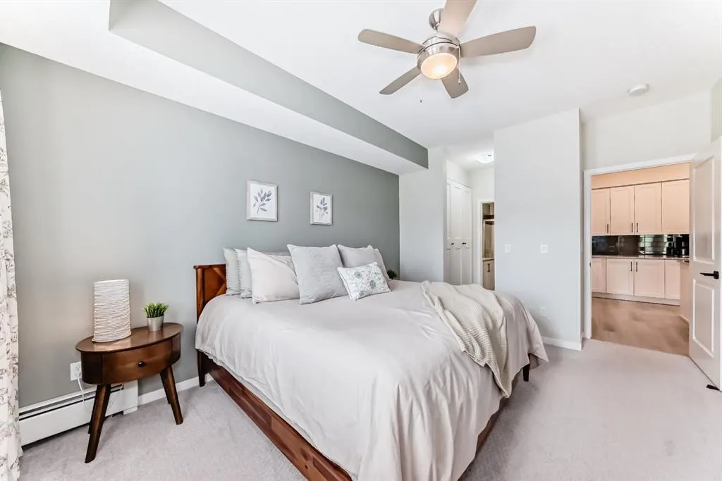 20 Mahogany Mews SE, #410