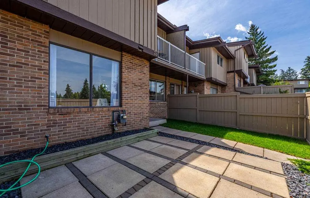 1055 72 Avenue NW, #20