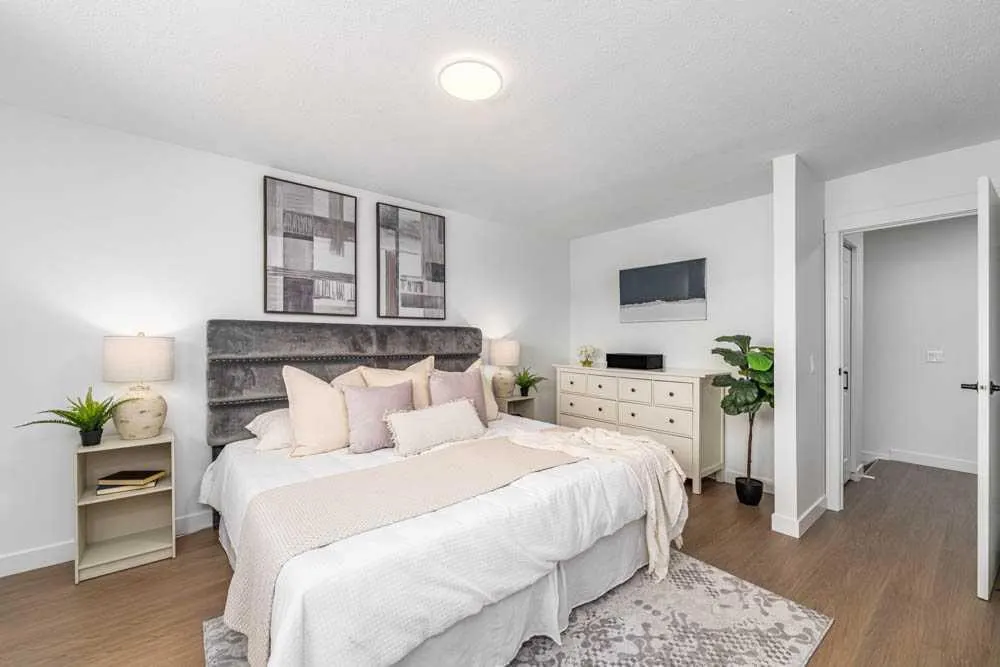 1055 72 Avenue NW, #20