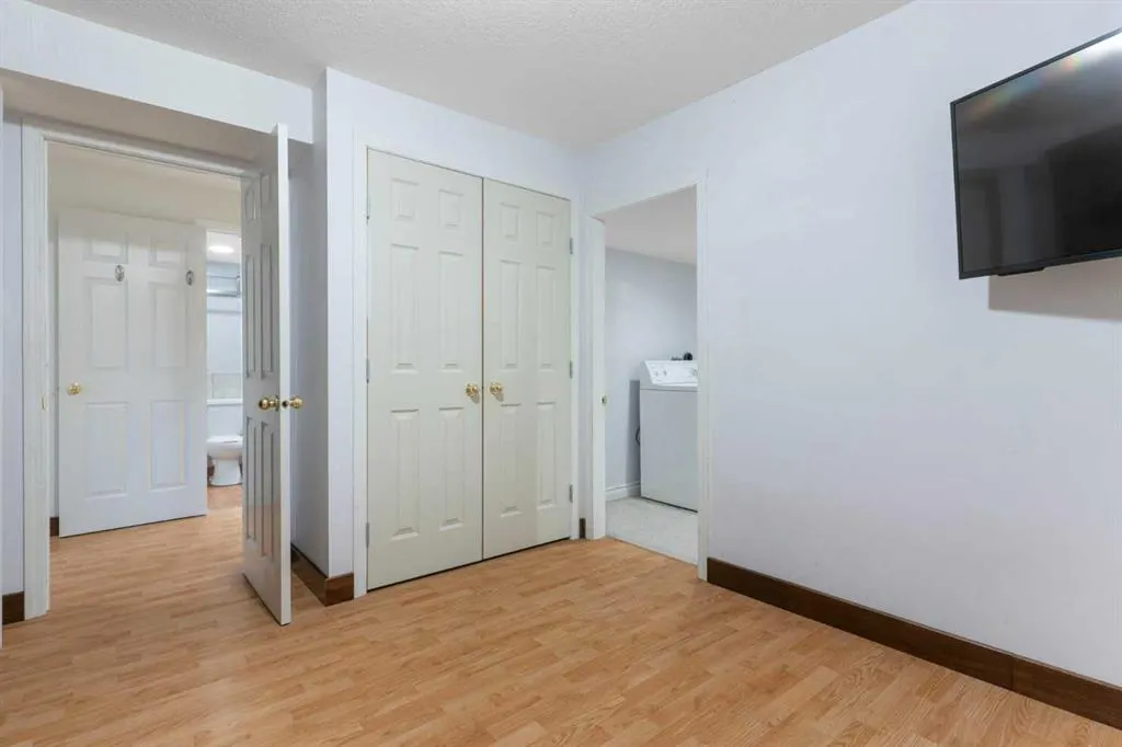 203 Edgemont Place NW