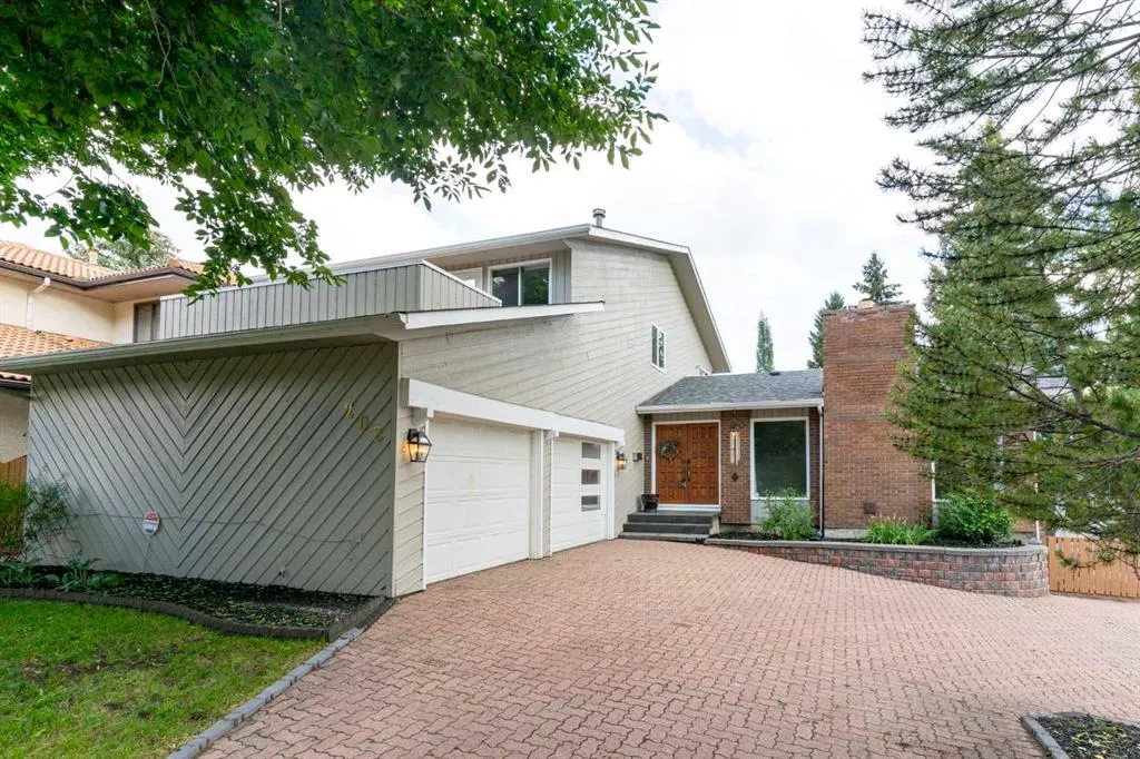 203 Edgemont Place NW