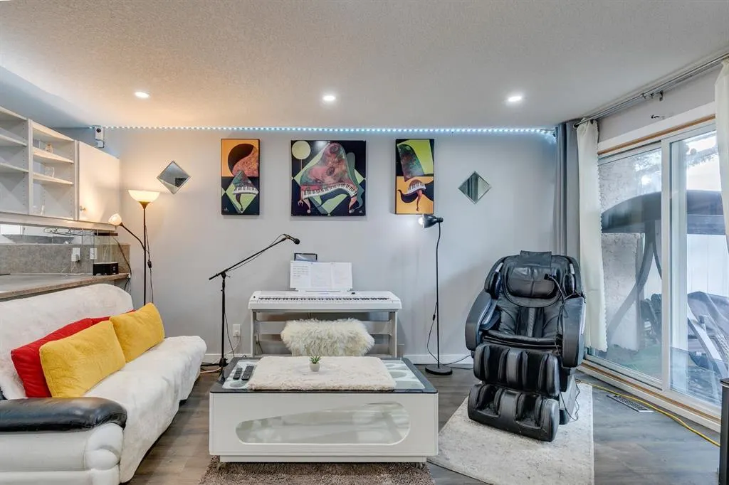 3705 Fonda Way SE, #5
