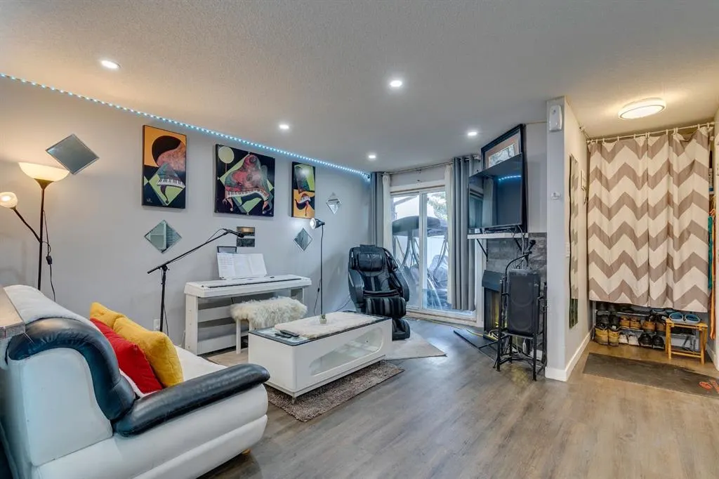 3705 Fonda Way SE, #5