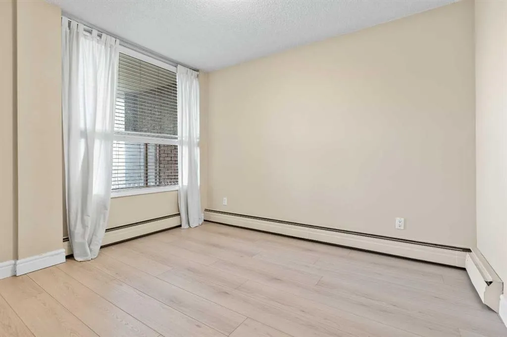 1123 13 Avenue SW, #704