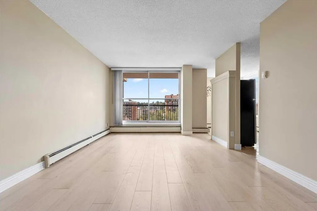 1123 13 Avenue SW, #704