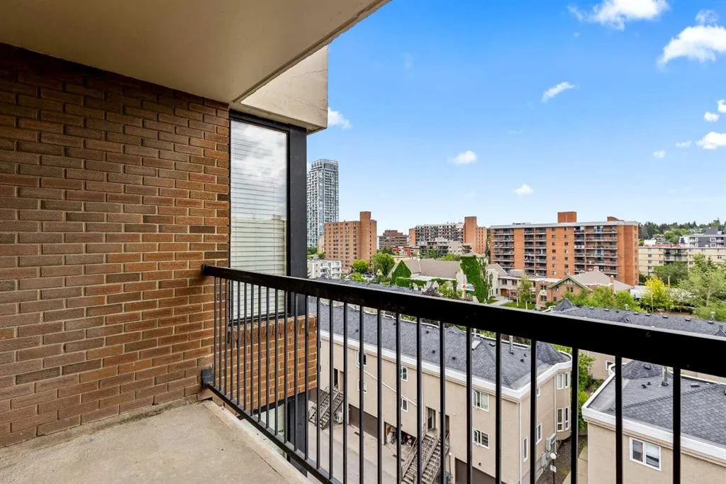 1123 13 Avenue SW, #704
