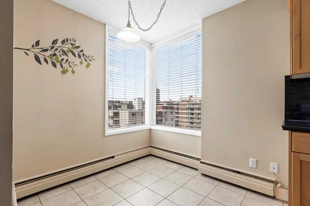 1123 13 Avenue SW, #704