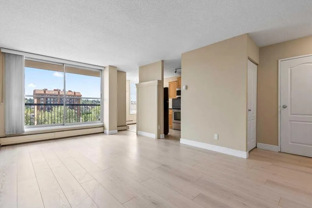 1123 13 Avenue SW, #704