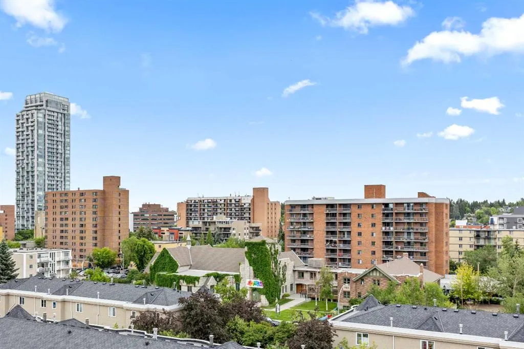 1123 13 Avenue SW, #704