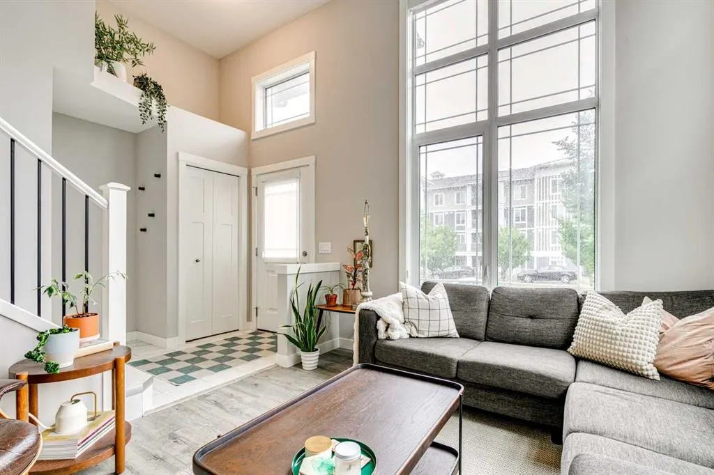 233 Auburn Meadows Drive SE