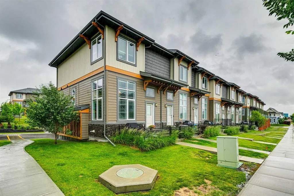 233 Auburn Meadows Drive SE