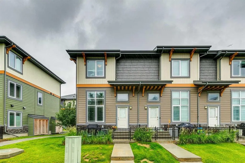 233 Auburn Meadows Drive SE